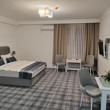 Hotel Mio City Kula Bagian luar foto