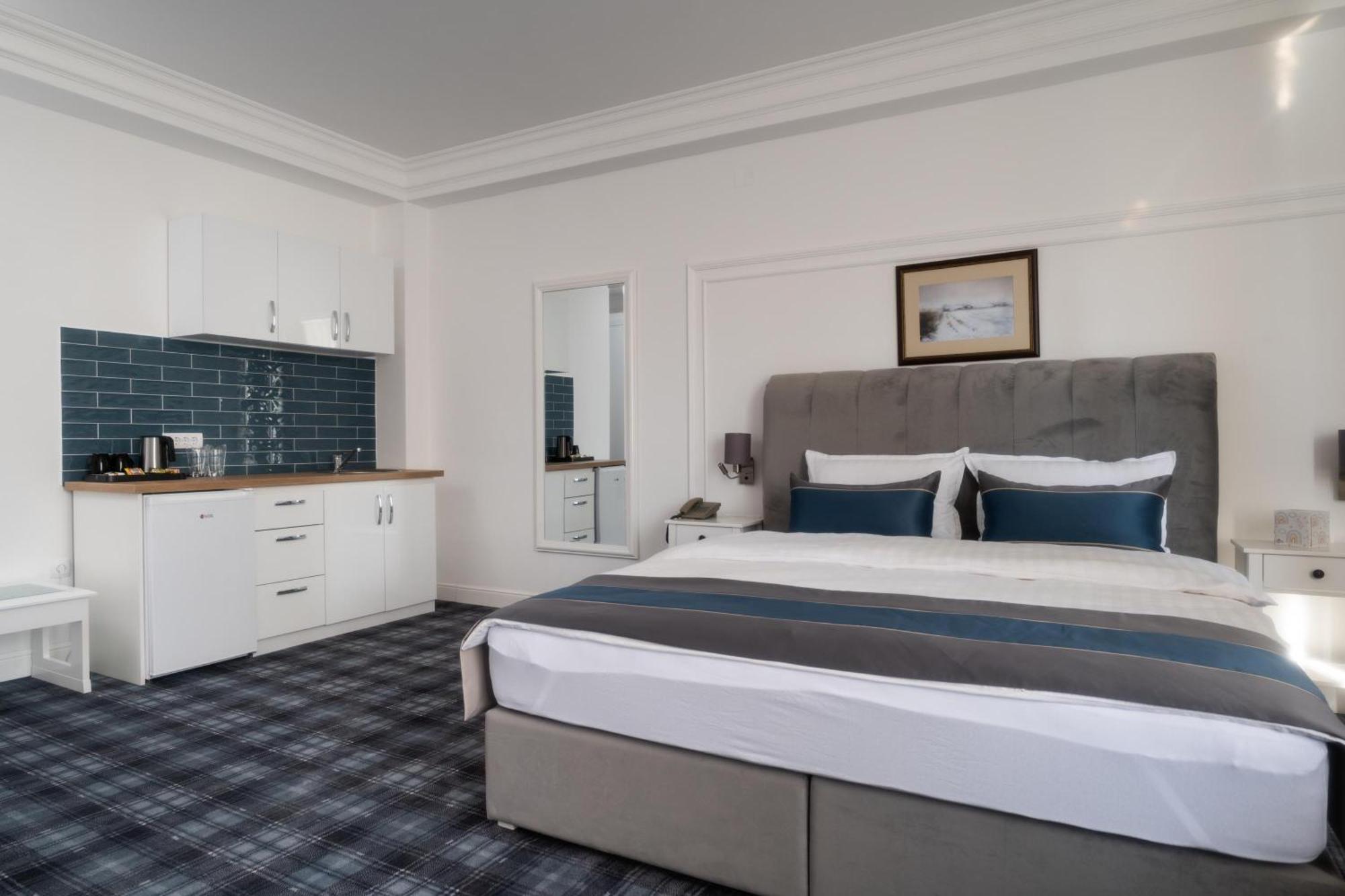 Hotel Mio City Kula Bagian luar foto