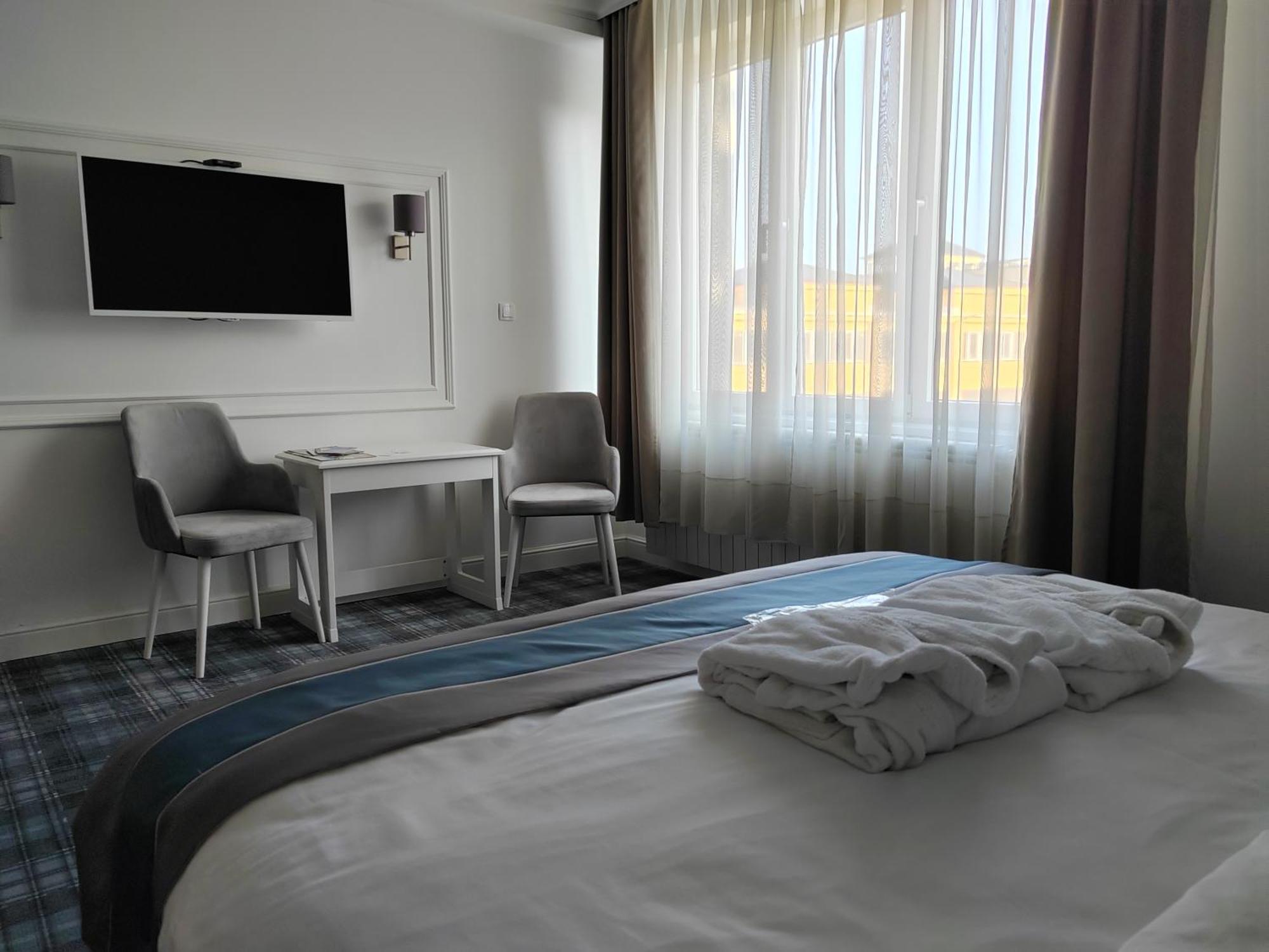Hotel Mio City Kula Bagian luar foto